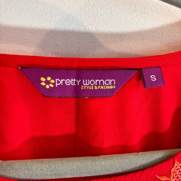 PRETTY WOMAN Sz S Unlined Flowy Enbroidered Sleeves Crew Neck Mini Dress - Picture 2 of 7